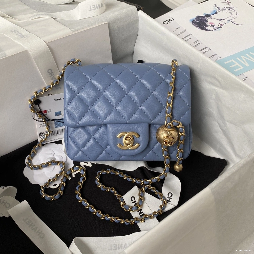 First Bag Ru FLAP CHANEL 17CM BAG 0818